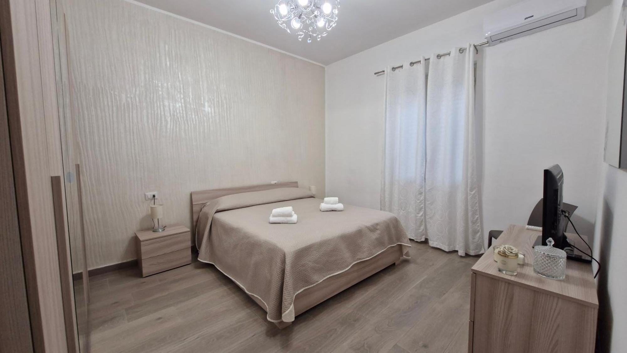 Casa Vacanze Sul Corso Giarre Exteriör bild