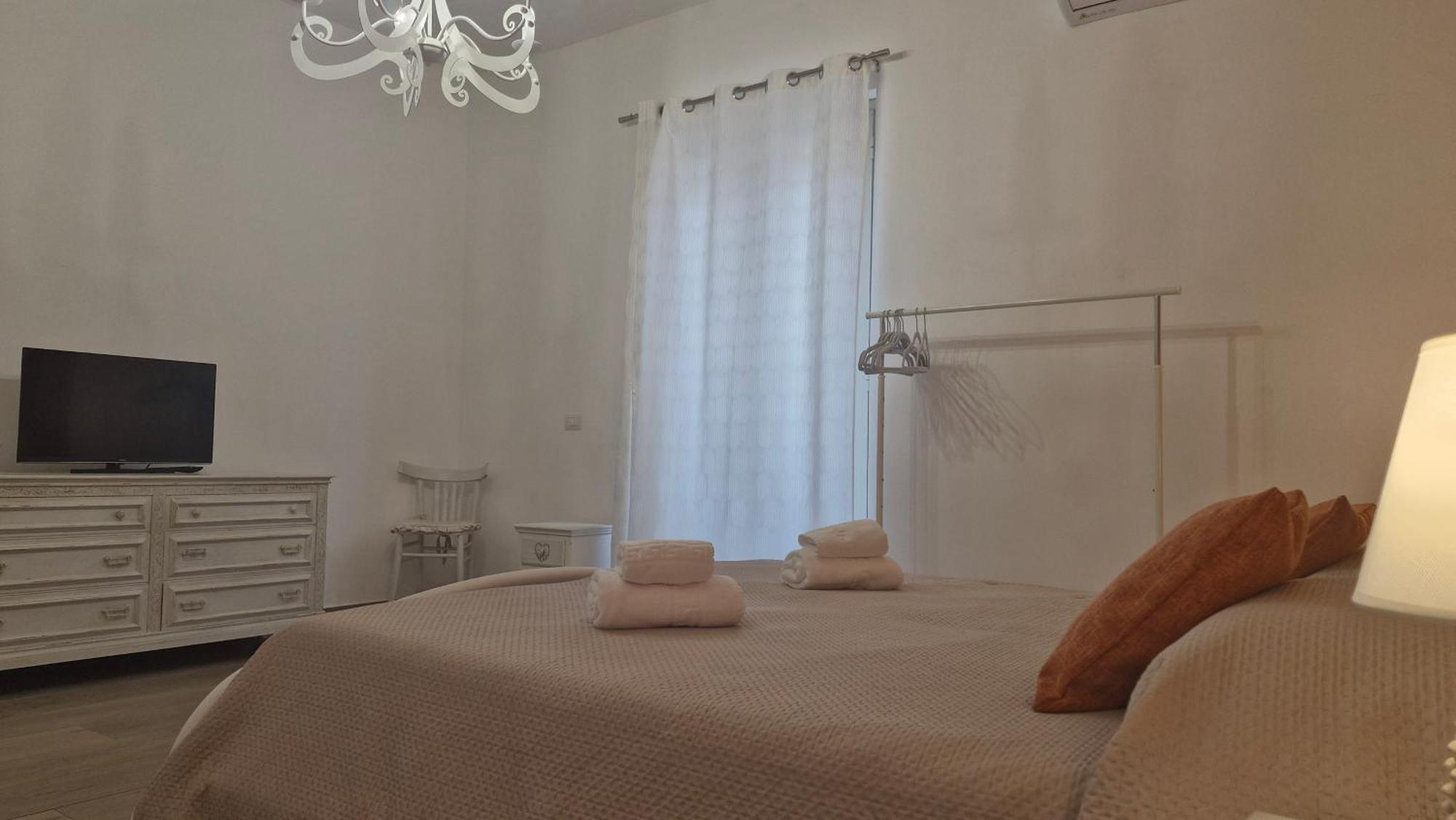 Casa Vacanze Sul Corso Giarre Exteriör bild
